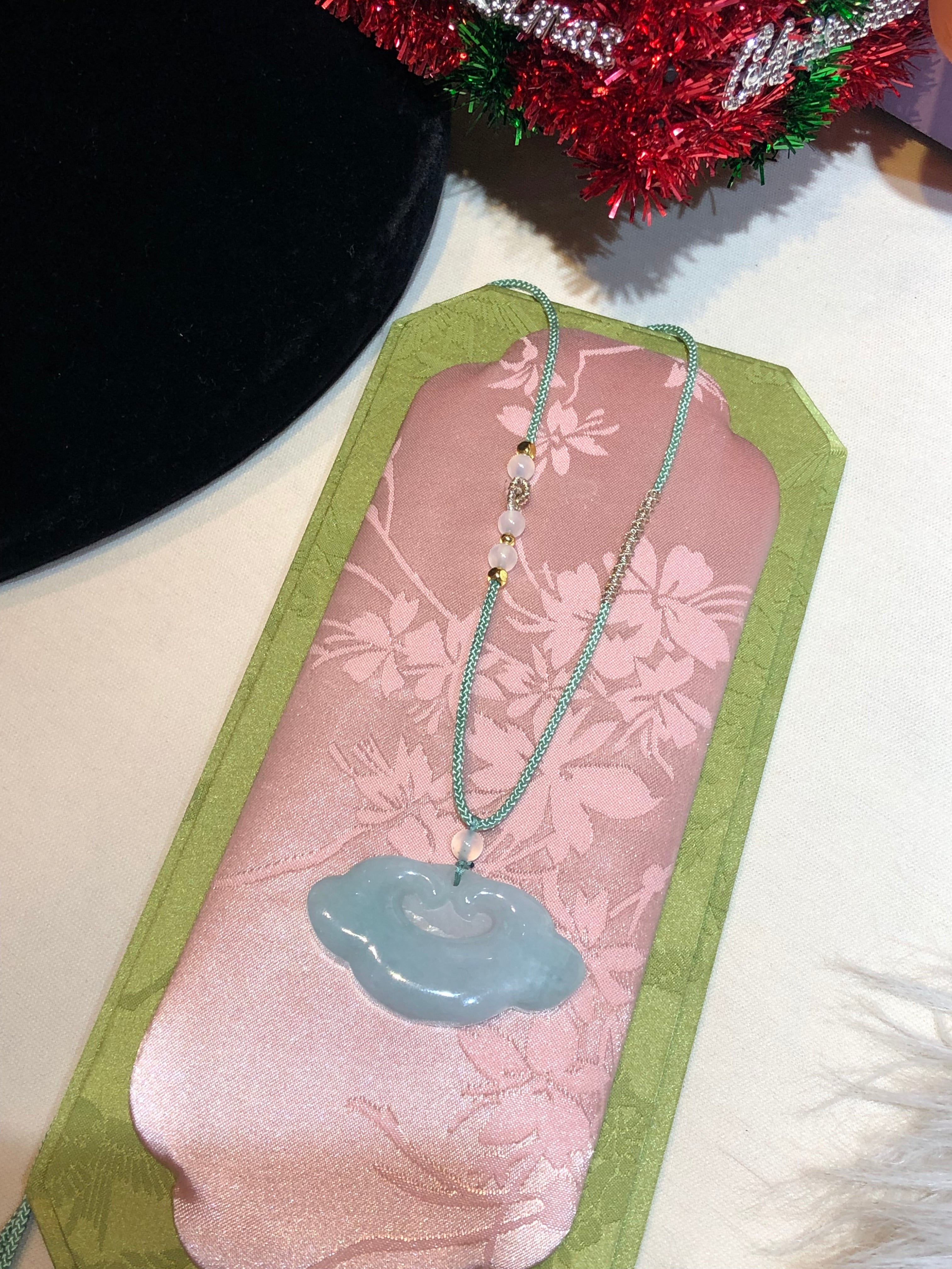 糯冰绿如意吊坠 46.7×26×6mm