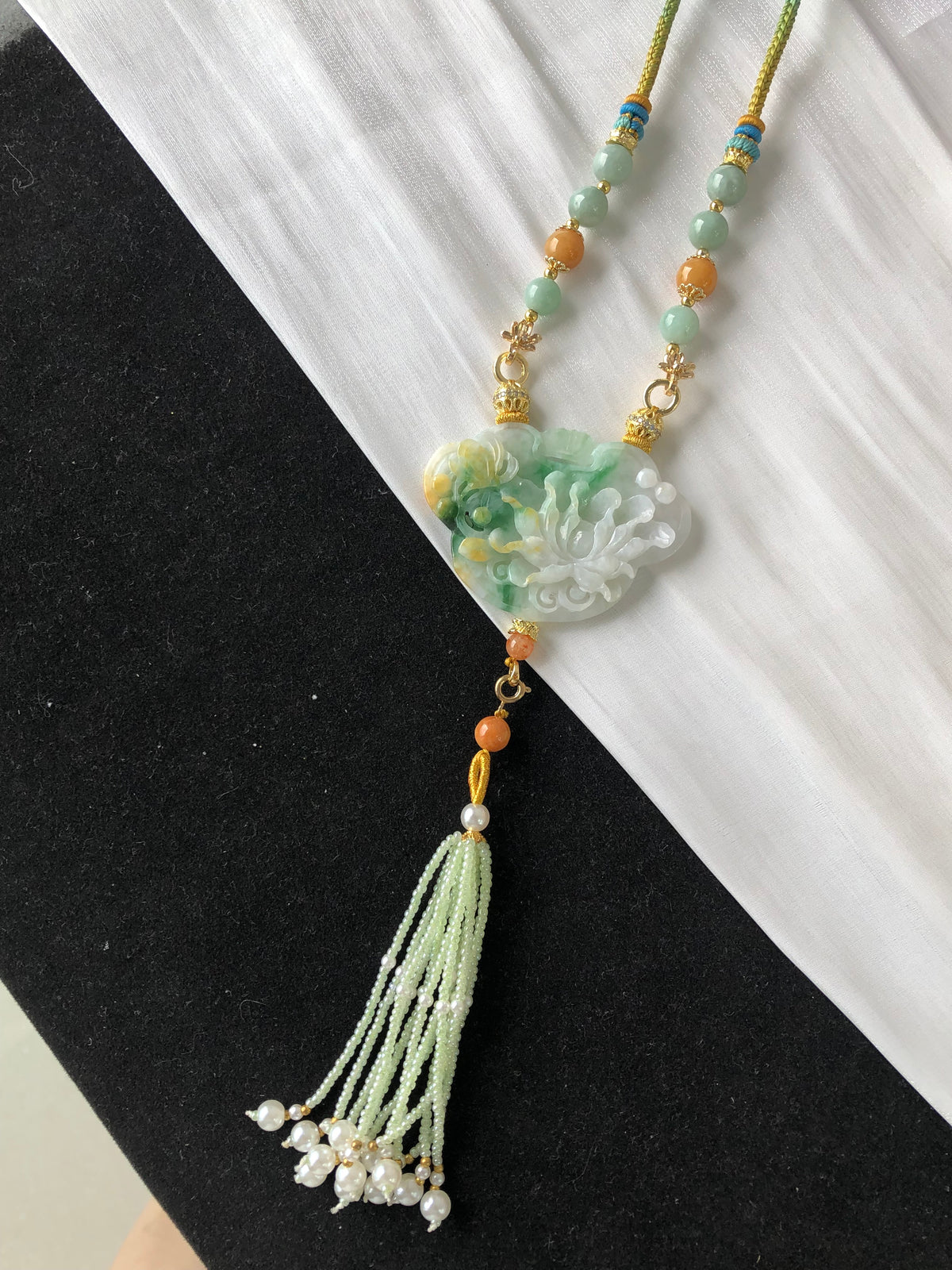 飘花牡丹花黄翡吊坠🍀特色件 40.2×56.5×6.5mm