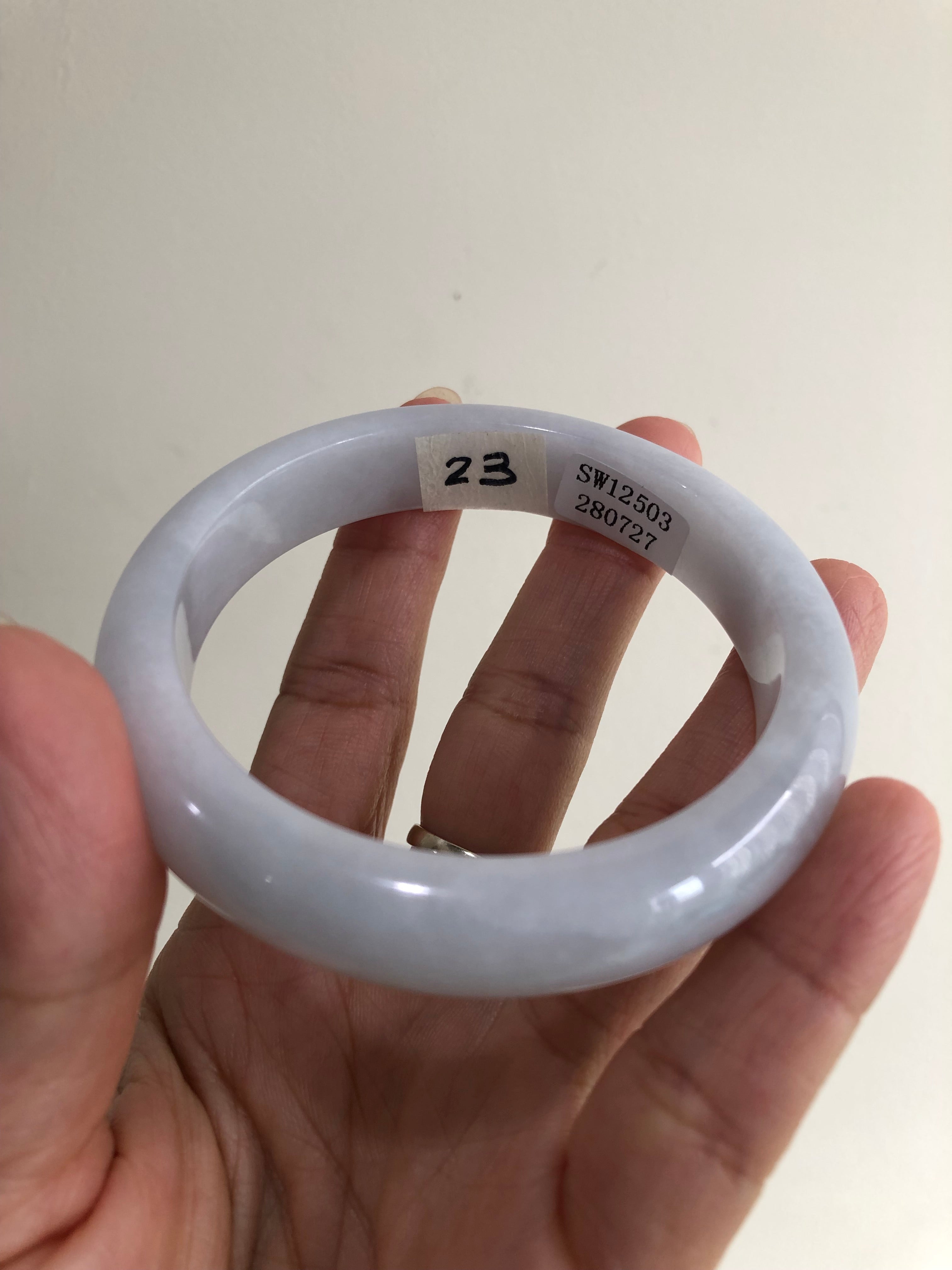 White Moonlight bangle #23 size:54.4×11.9mm