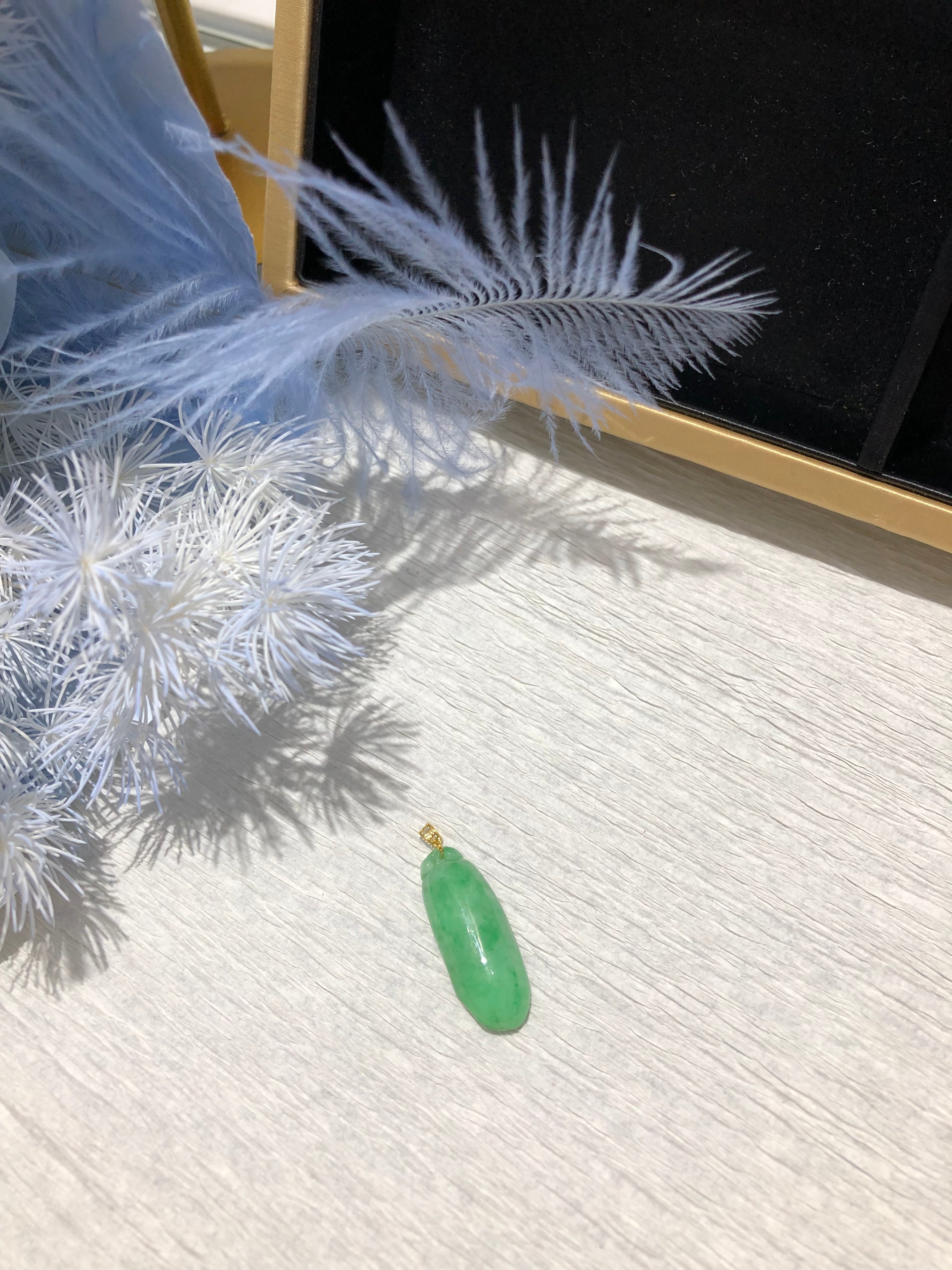 满绿福瓜吊坠、瓜瓜了财、多子多福 18k金 24.6×9.3×5.3mm