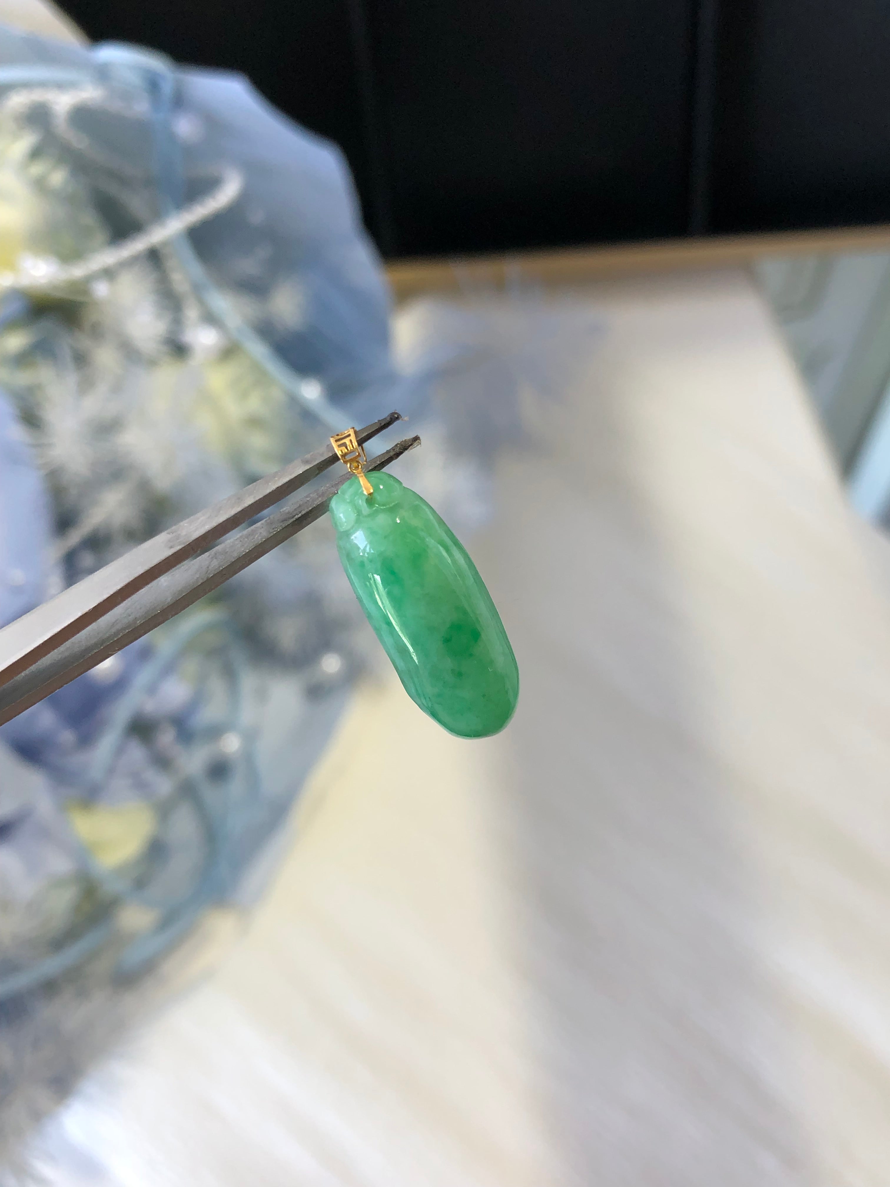 满绿福瓜吊坠、瓜瓜了财、多子多福 18k金 24.6×9.3×5.3mm