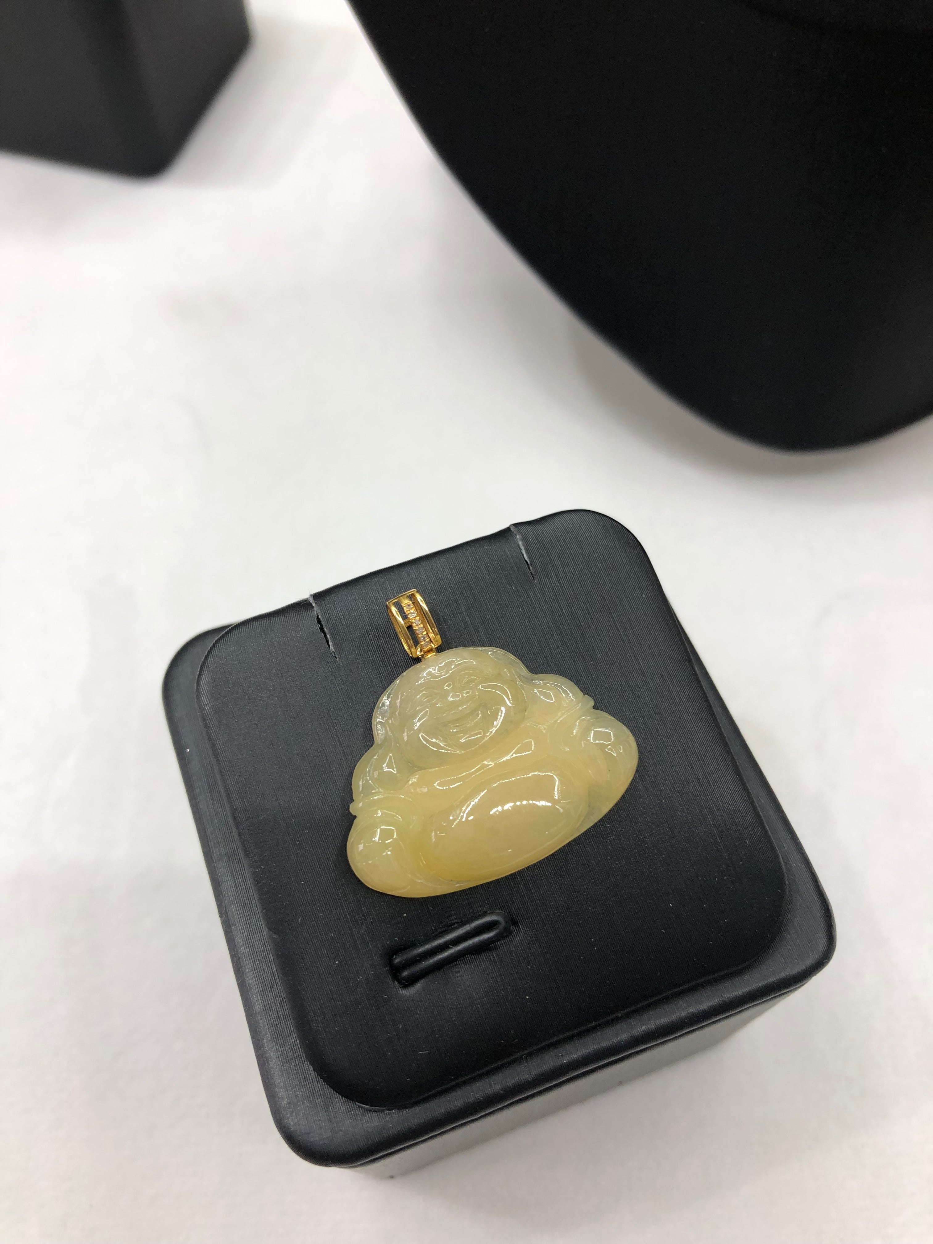 招财💛冰黄翡佛公吊坠 18k 金+钻 裸石25.8×18.5×4.4mm