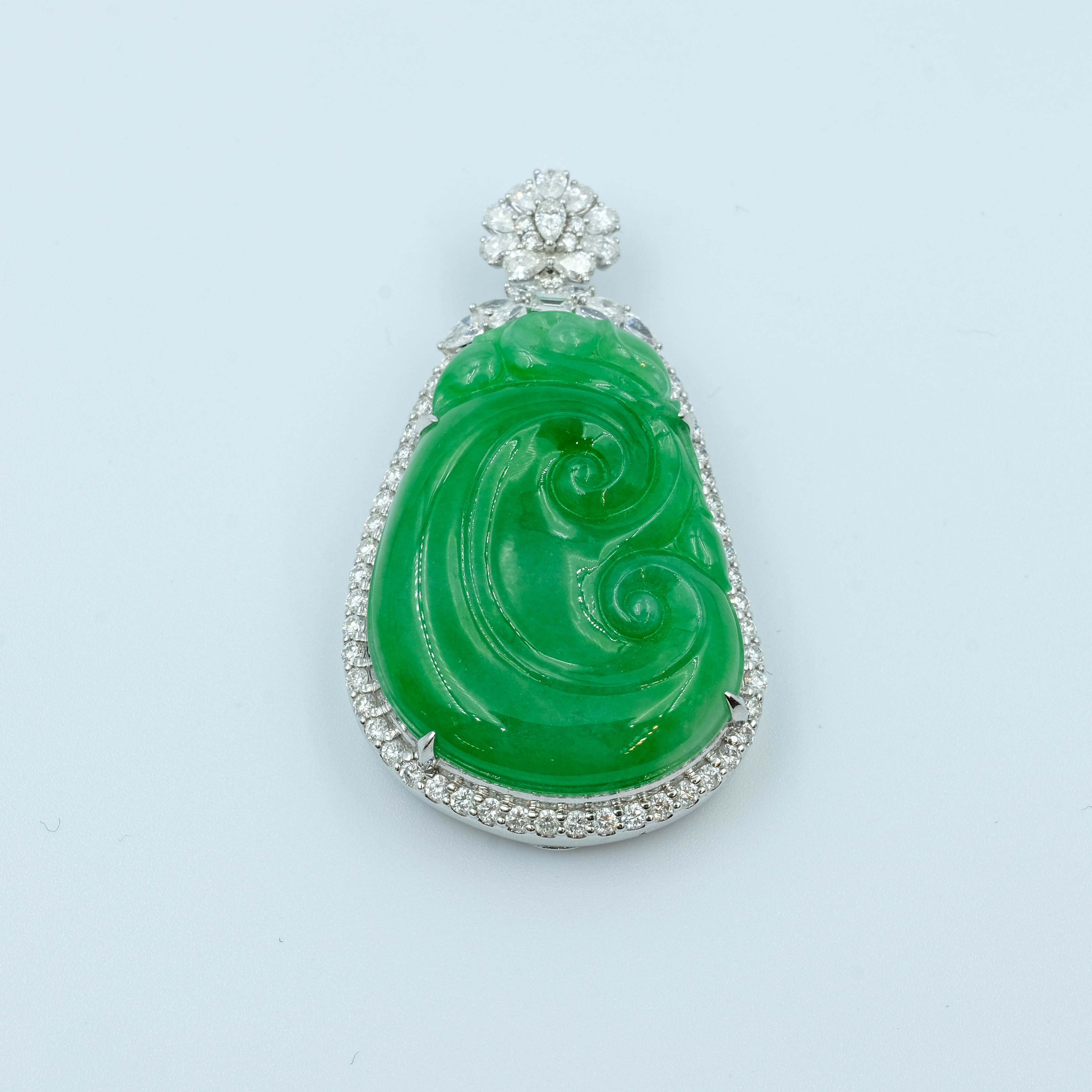 RuYi Pendant Jadeite Jade Green Translucent Grade A 18K White Gold Inlay