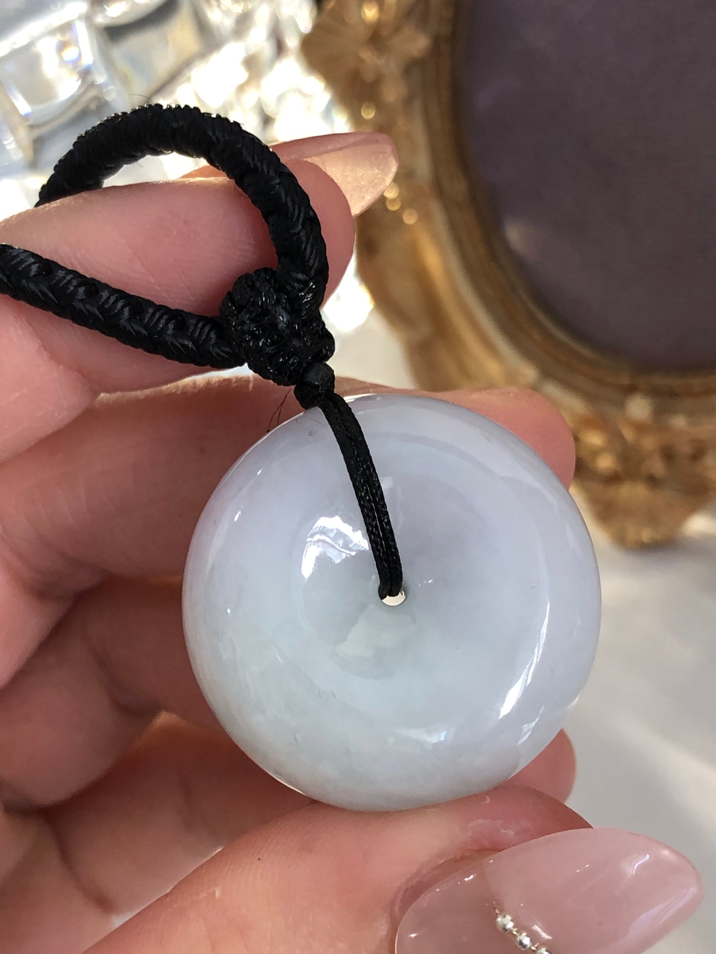 Peace buckle·Peace and perfection
Colorful~Spring color double-color blessing buckle delicate and warm base
Purple and green complement each other, romantic and elegant, safe and smooth, purple air auspicious