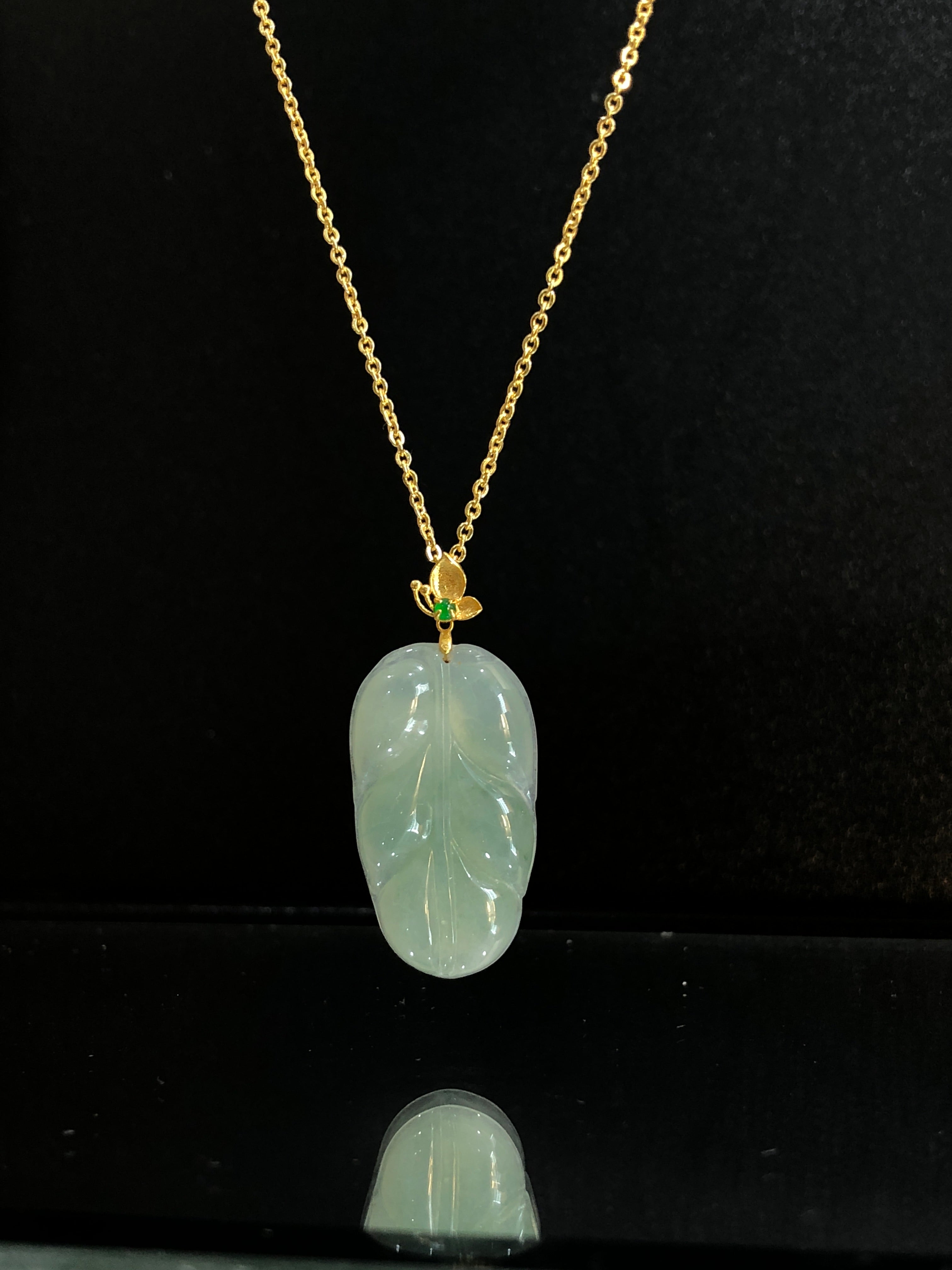 Leaf Pendant Light Green Translucent 18K Yellow Gold Inlayed 26.8x15x3.9mm Natural Burmese Jadeite Grade A