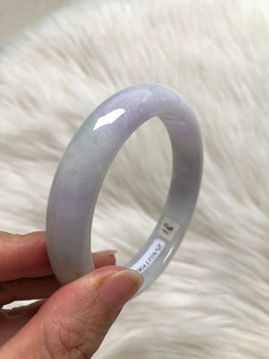 The world of jade is colorful, and among these colors, spring jade is undoubtedly the most romantic and dreamy. Today, let's explore this warm and soft jade color like spring!