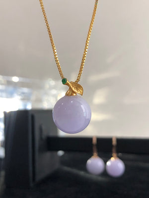 A highly recommended model!!! The price-performance ratio is unbeatable~~ Fairy-like icy purple large round beads~~ Natural Burmese A-grade jade pendant~~~ Unbeatable fine large round beads!! This is super stunning, the violet material can reach this grade, it is really amazing, a real fine product