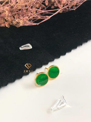 A must-have for summer: spicy green jade round earring👂
If you have to choose an earring that can be worn with anything
It must be the jade round earring✅ Suitable for daily commuting
The hidden sense of nobility, grasp it🫴