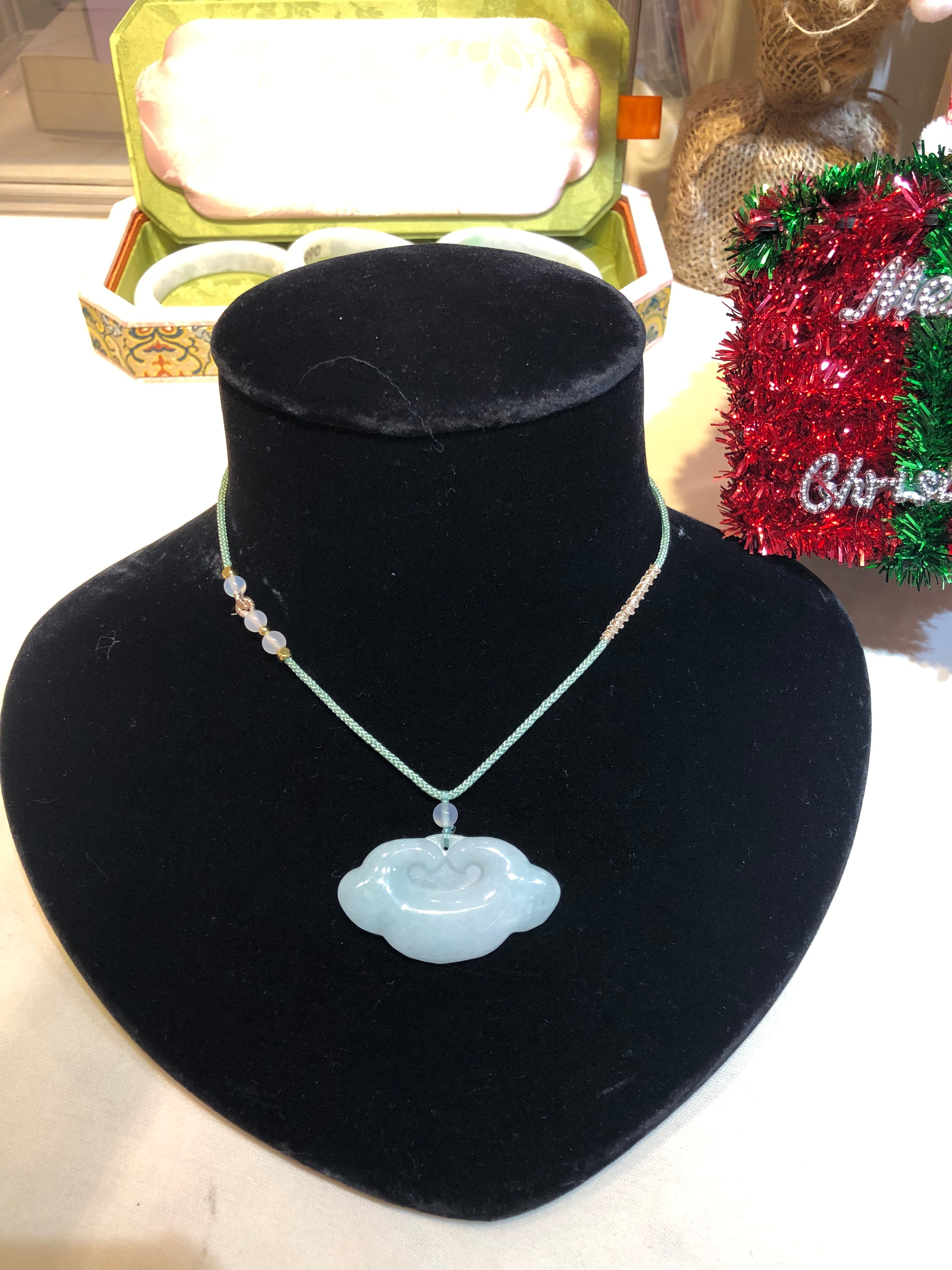 糯冰绿如意吊坠 46.7×26×6mm