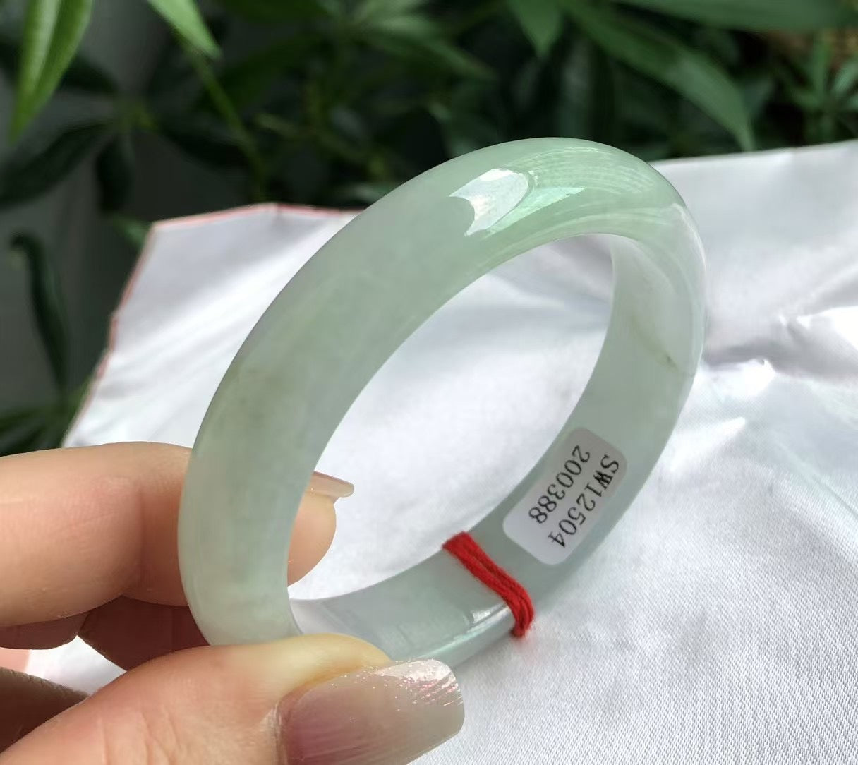 Light green ice qingdi bangle #31 size:53.8×48.2×12.3mm