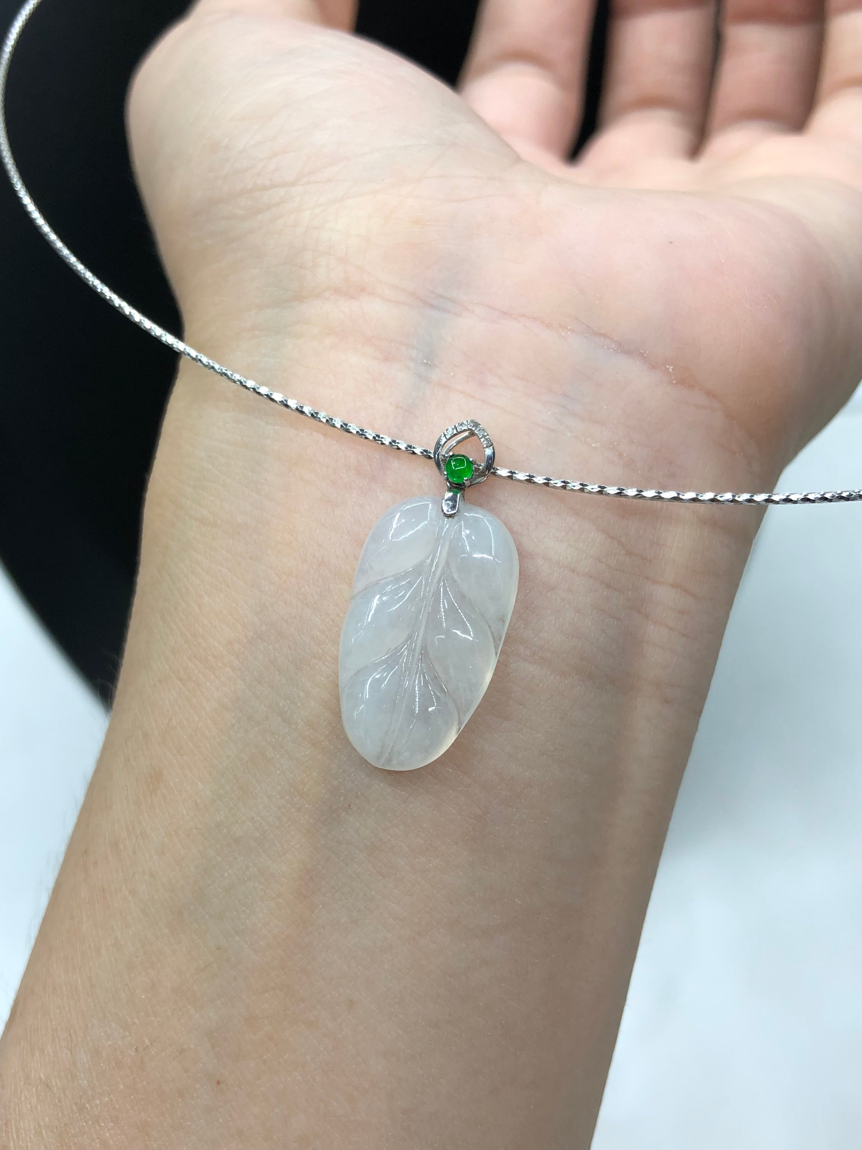 白冰叶子吊坠 18k金 20.3×11.8×3.1mm