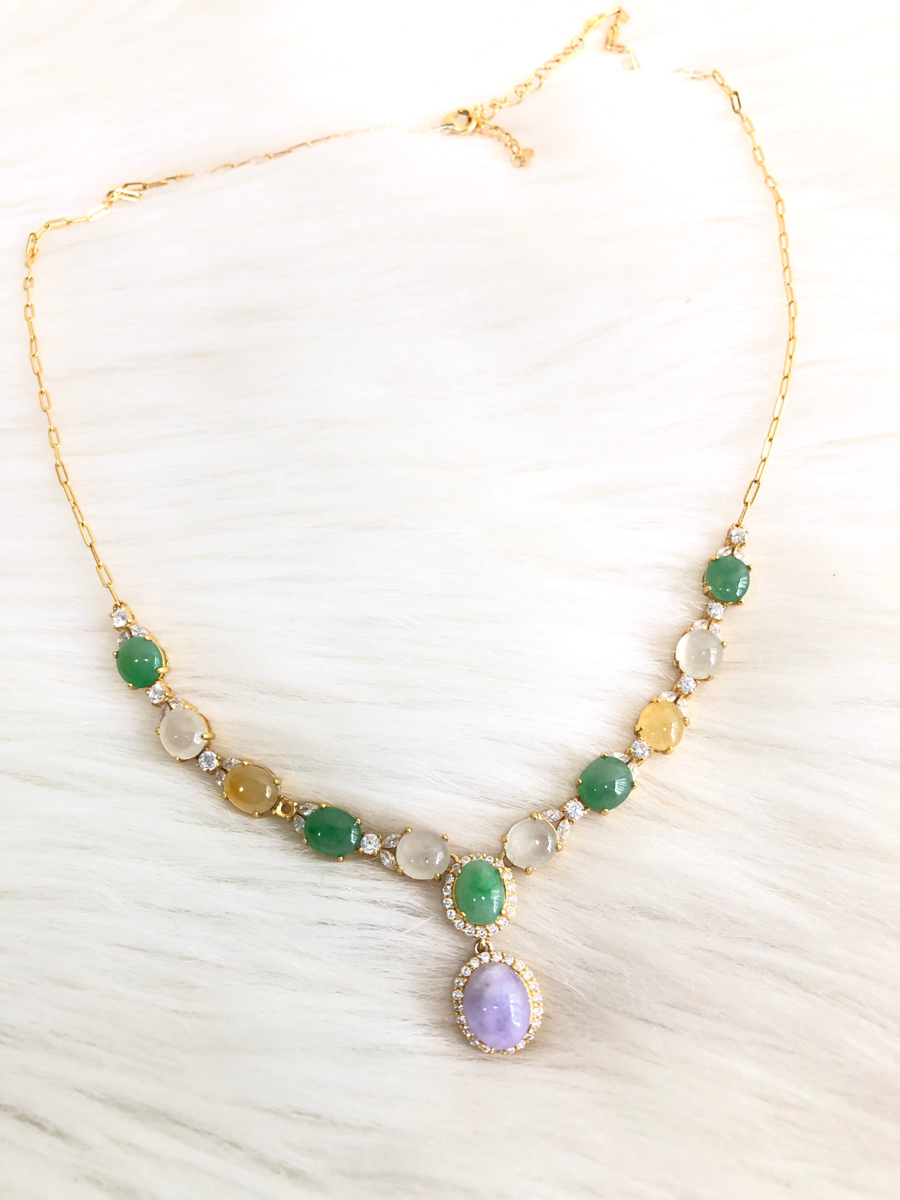 Jade colorful egg-shaped necklace

Colorful is no longer limited to five colors

Colorful jade egg-shaped necklace is here

Like colorful clouds, romantic like a fairy tale

Unstained by mud, clean and beautiful

Pure silver
